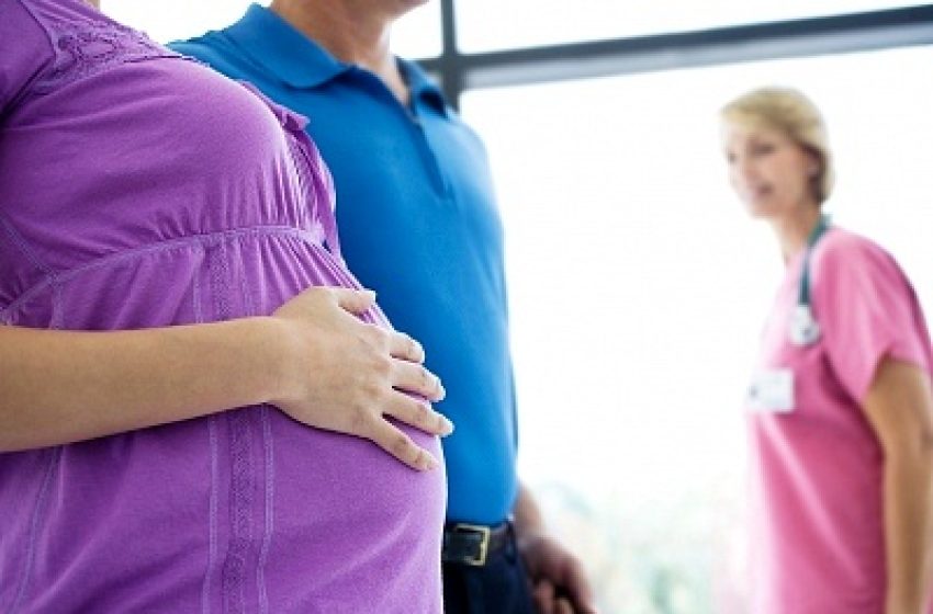  A szülésznő szemével: ez történik a szülőszobán