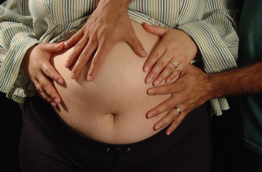  Így végezhet terhesgondozást a szülésznő júliustól