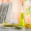 Őrült takarítási tippek: majonézzel és mustárral macerás foltok ellen &ndash; 3 &ndash; Anyanet