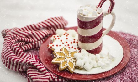 Selymes fehér forró csokoládé pillecukorral: hideg estékre nem kívánhatnál jobbat