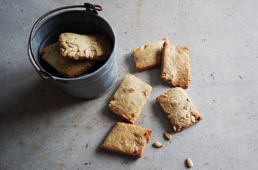 Gluténmentes napraforgólisztes kréker: így lesz idén egészségesebb a karácsony