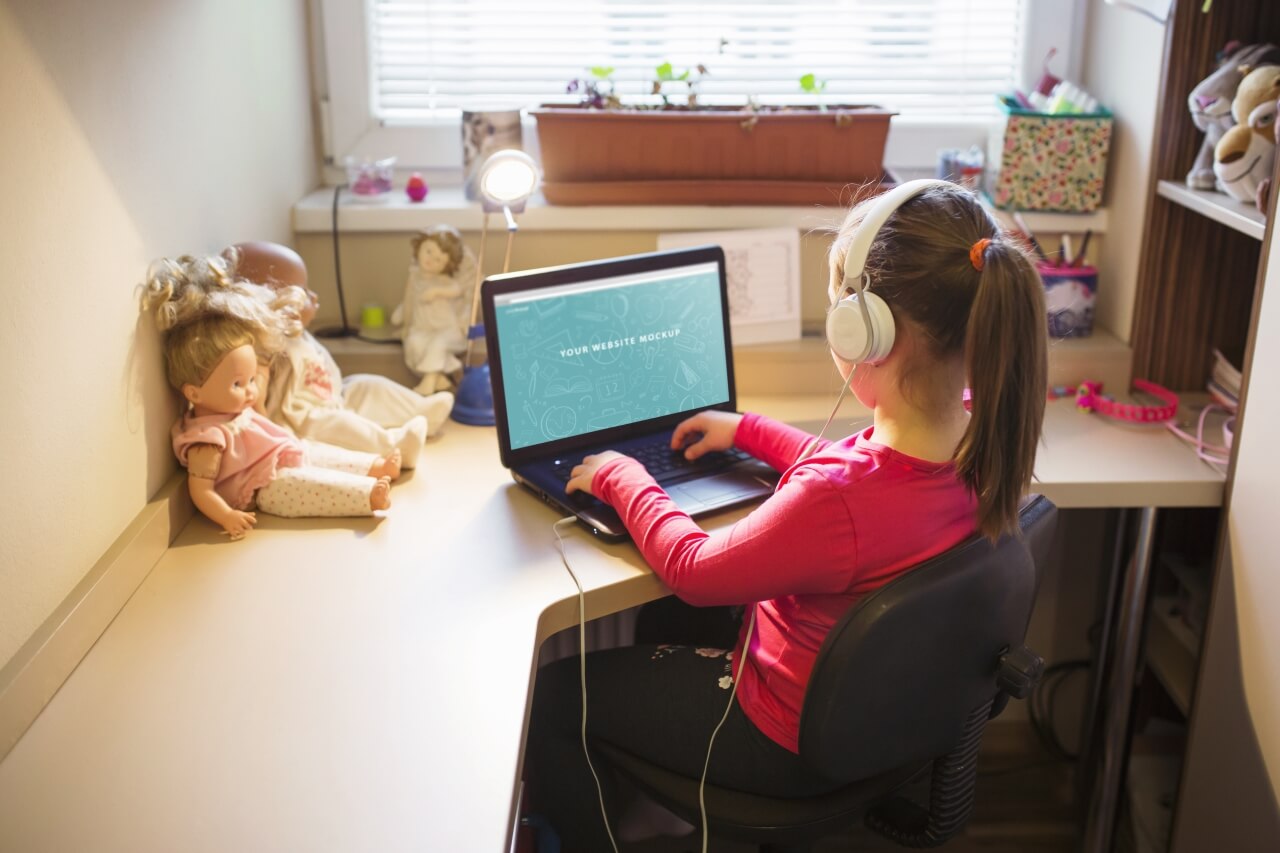  Hogy őrüljön senki bele: tippek az online oktatás megkönnyítéséhez otthon lévő szülőknek