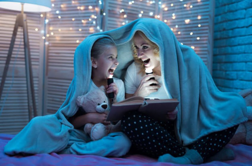  Érvek az esti mese mellett: szakértők mondják el, miért fontos a meseolvasás!