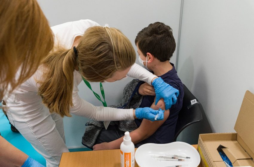  Megkezdődött az 5-11 év közötti korosztály oltása: a vakcina biztonságos és hatékony