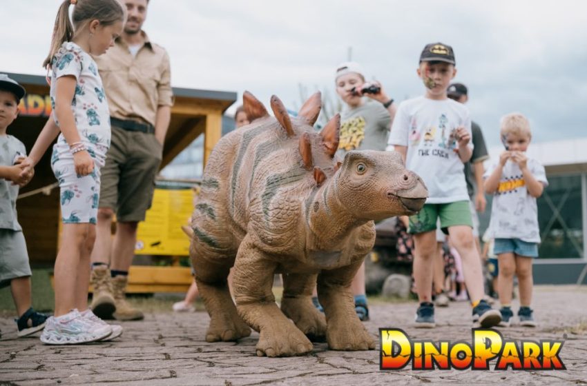  Dínó sétálgat a Köki tetején? – a DinoPark életre keltett egy Sztegoszauruszt!