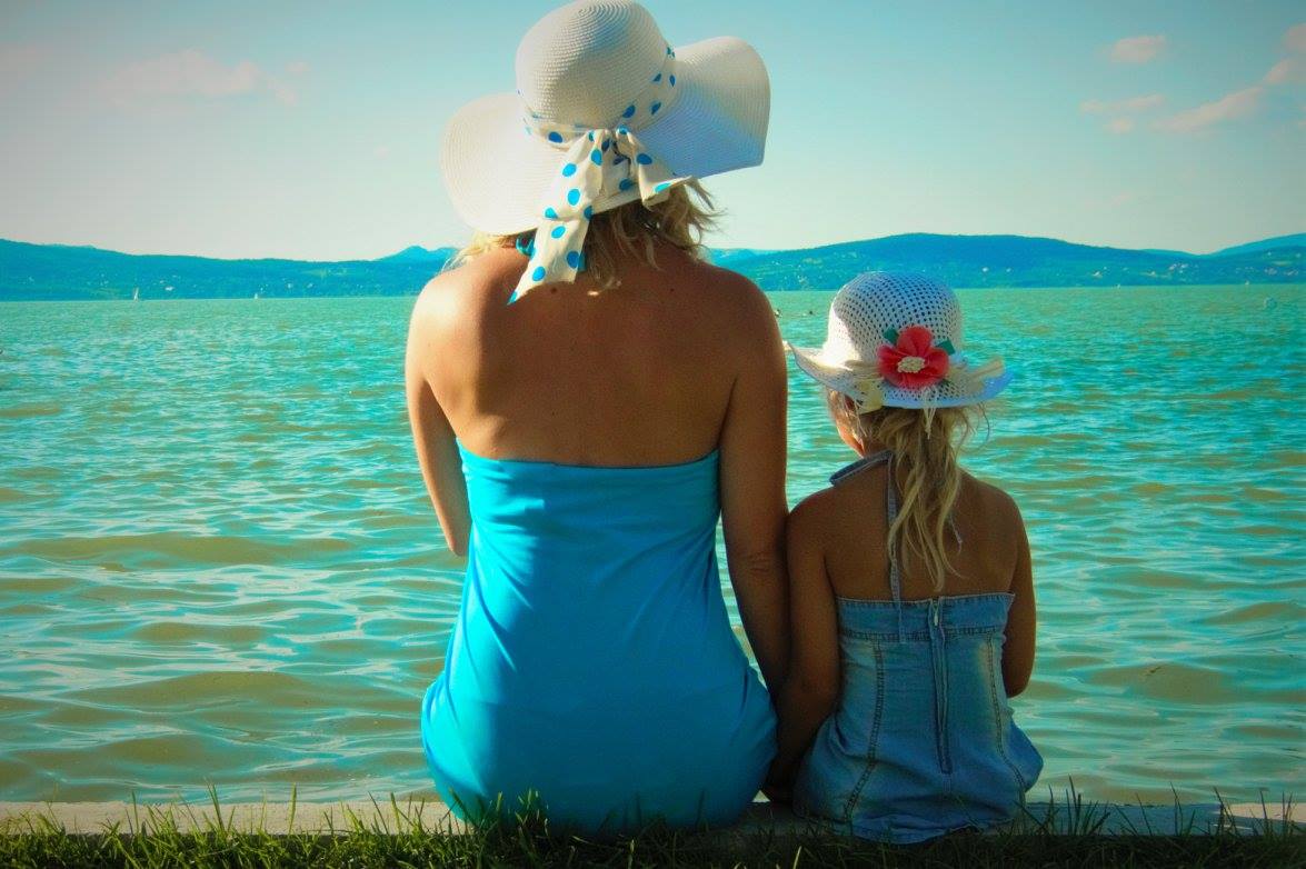 Szuperhősök a magyar tenger partján: Tokody Klára felfedte a Balaton rejtett kincseit &ndash; 1 &ndash; Anyanet